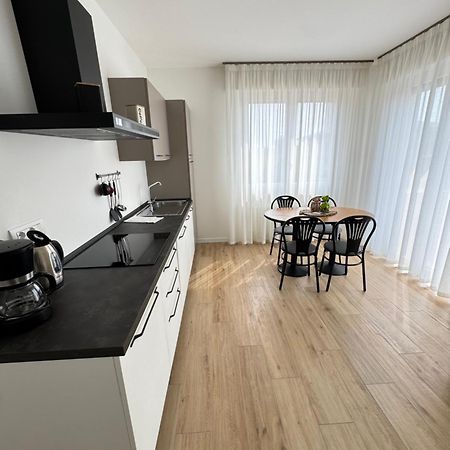 Berengario Suites Torri Del Benaco Eksteriør billede