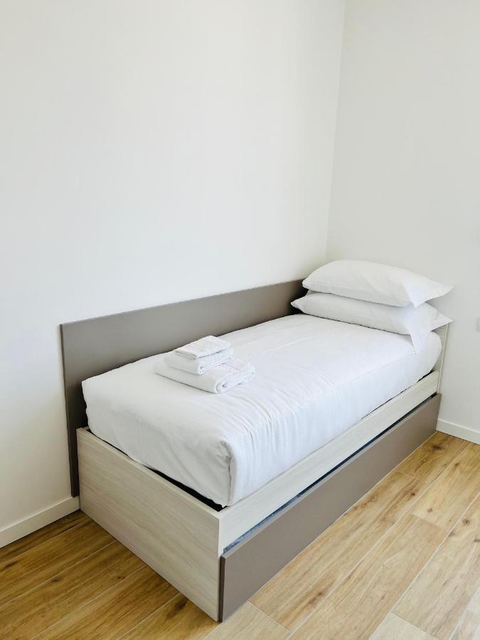 Berengario Suites Torri Del Benaco Eksteriør billede