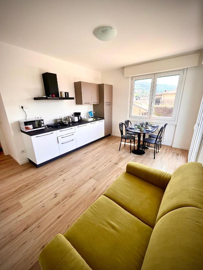 Berengario Suites Torri Del Benaco Eksteriør billede