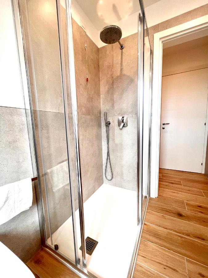 Berengario Suites Torri Del Benaco Eksteriør billede