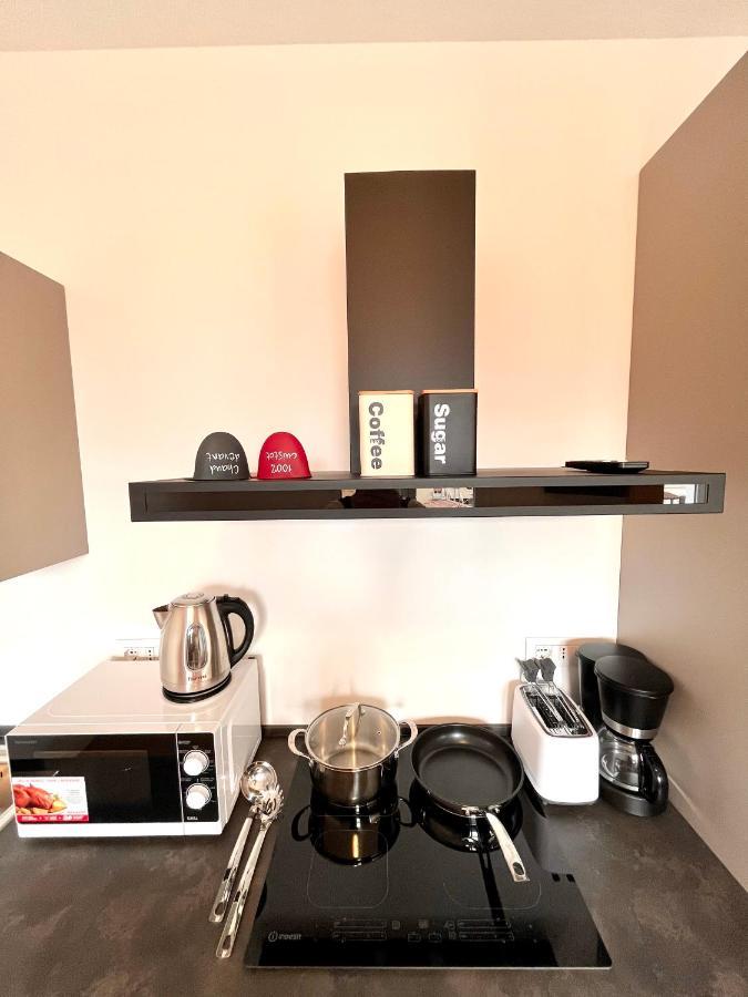 Berengario Suites Torri Del Benaco Eksteriør billede