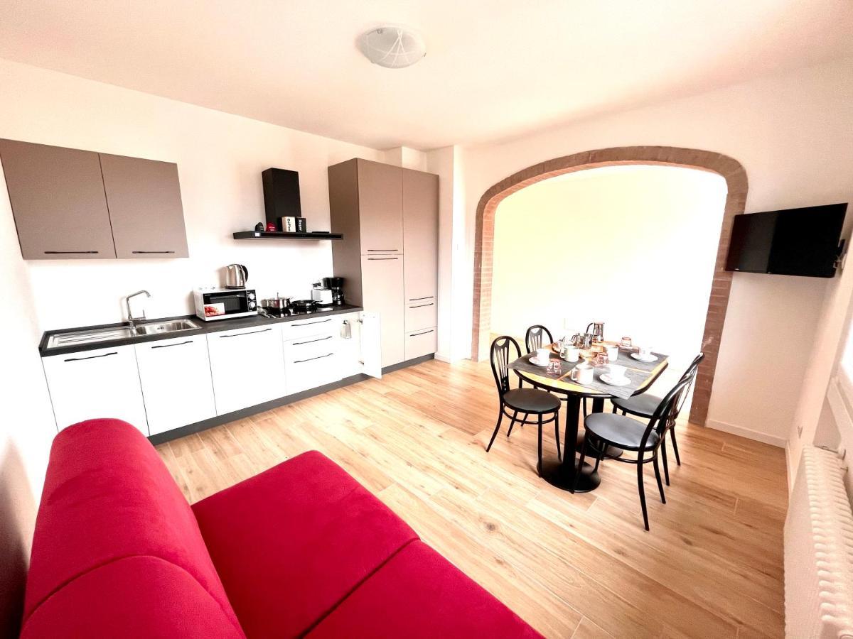 Berengario Suites Torri Del Benaco Eksteriør billede