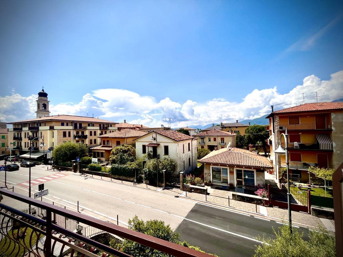 Berengario Suites Torri Del Benaco Eksteriør billede