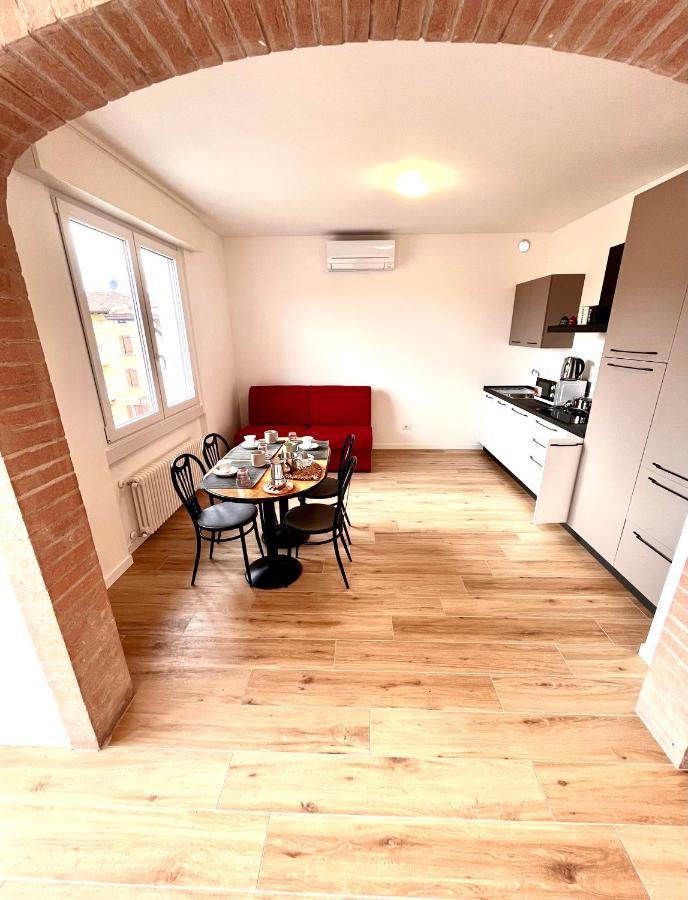 Berengario Suites Torri Del Benaco Eksteriør billede